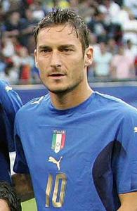 《フランチェスコ・トッティ》イタリアサッカー、ローマのフランチェスコ・トッティ契約満了で引退か!?